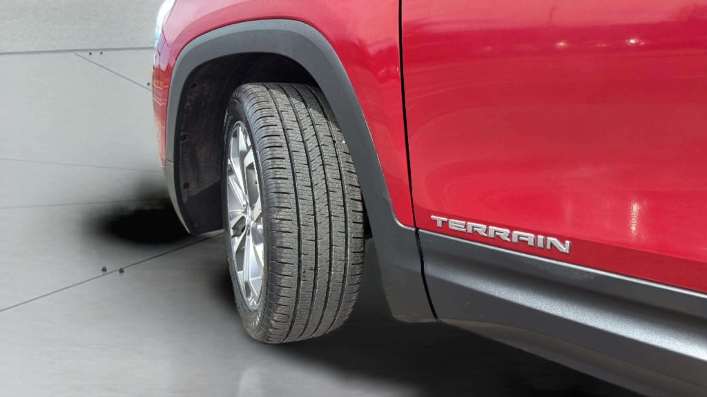 Photo 32 of this GMC TERRAIN