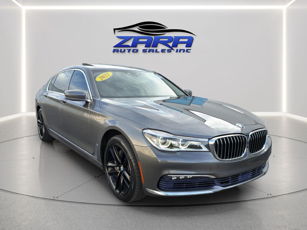 Photo 9 of this BMW 7 SERIES