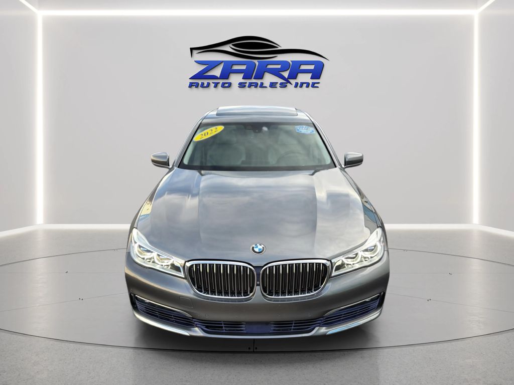 Photo 10 of this BMW 7 SERIES