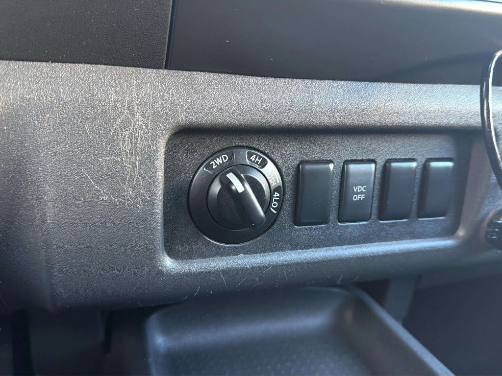 Photo 24 of this NISSAN XTERRA