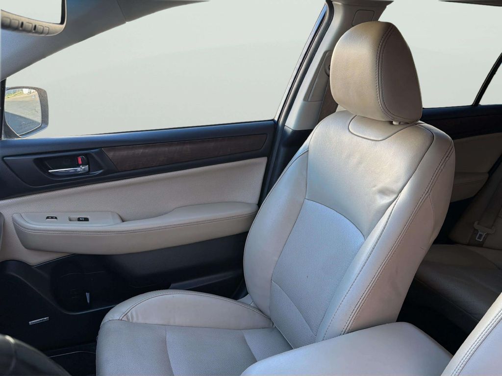 Photo 14 of this SUBARU OUTBACK