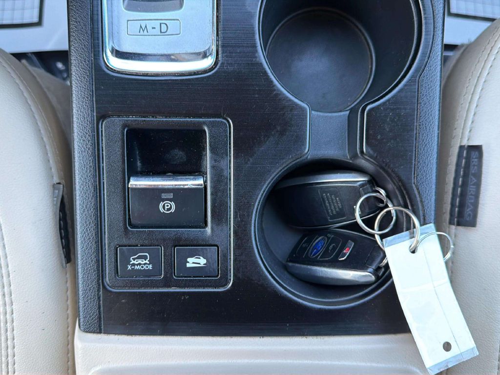 Photo 33 of this SUBARU OUTBACK