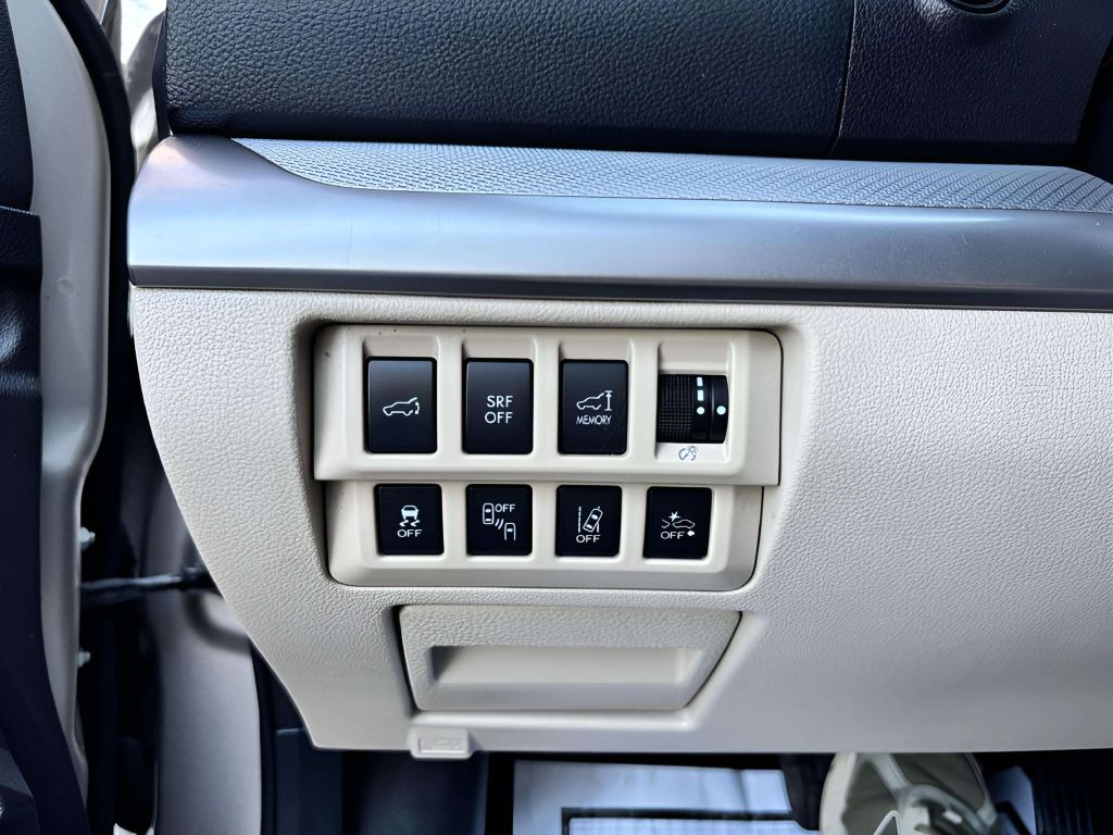 Photo 26 of this SUBARU OUTBACK
