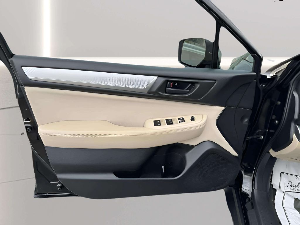 Photo 24 of this SUBARU OUTBACK