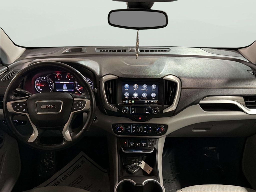 Photo 17 of this GMC TERRAIN