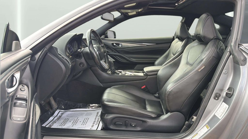 Photo 11 of this INFINITI Q60