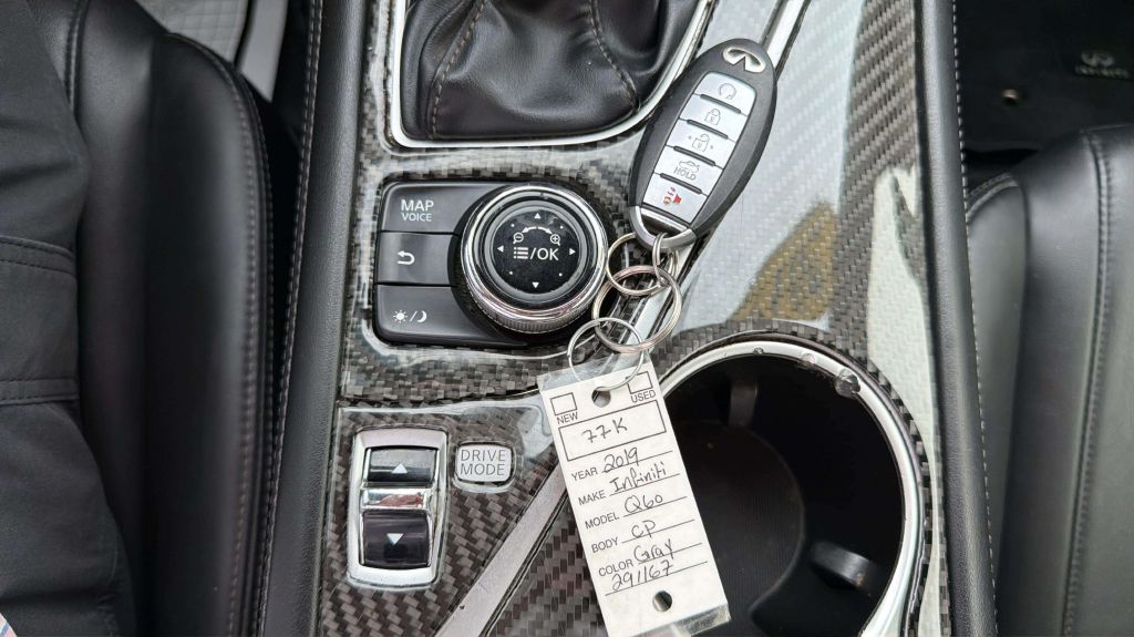 Photo 31 of this INFINITI Q60