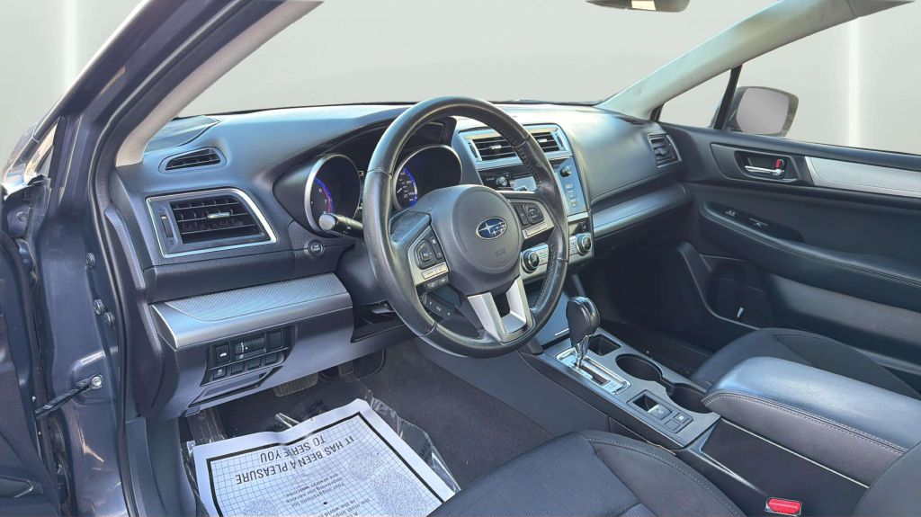Photo 17 of this SUBARU LEGACY
