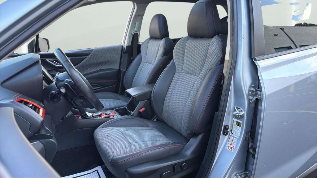 Photo 12 of this SUBARU FORESTER