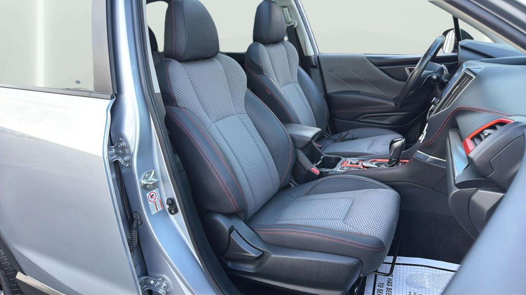 Photo 14 of this SUBARU FORESTER