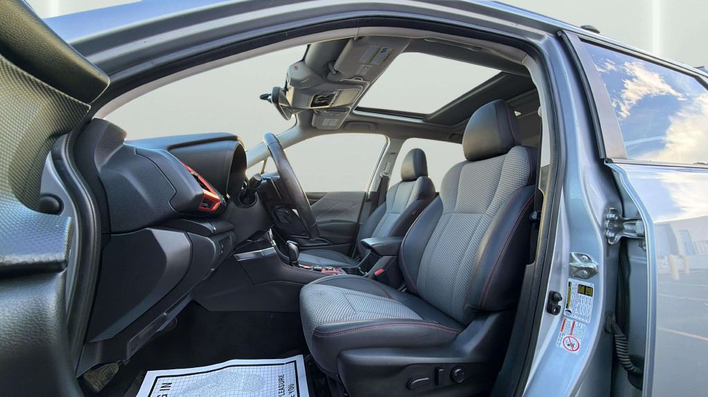 Photo 31 of this SUBARU FORESTER