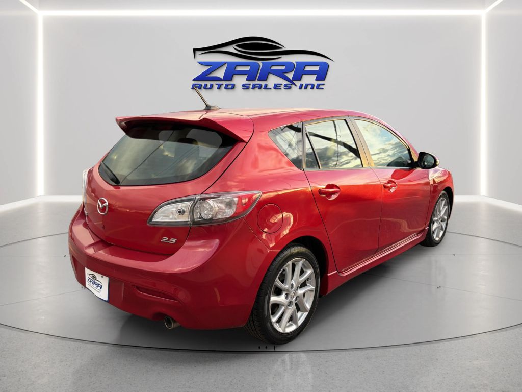Photo 7 of this MAZDA MAZDA3