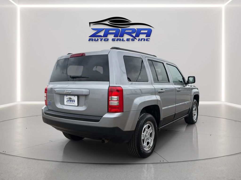 Photo 7 of this JEEP PATRIOT