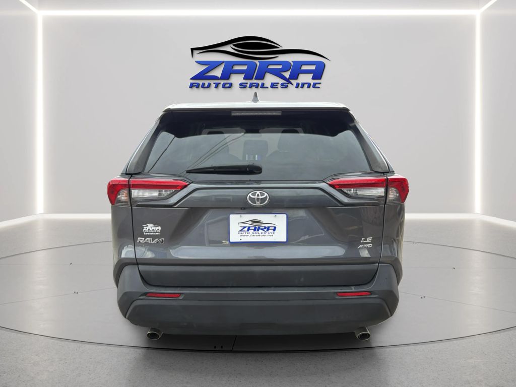 Photo 6 of this TOYOTA RAV4