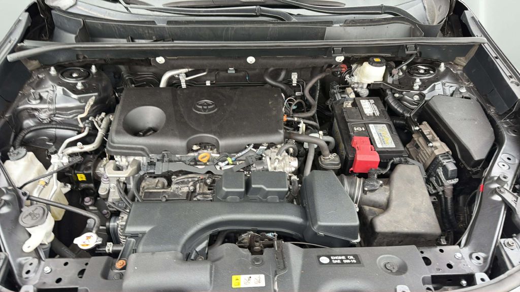 Photo 30 of this TOYOTA RAV4