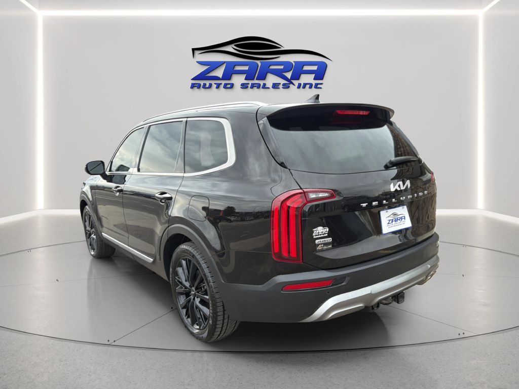 Photo 5 of this KIA TELLURIDE