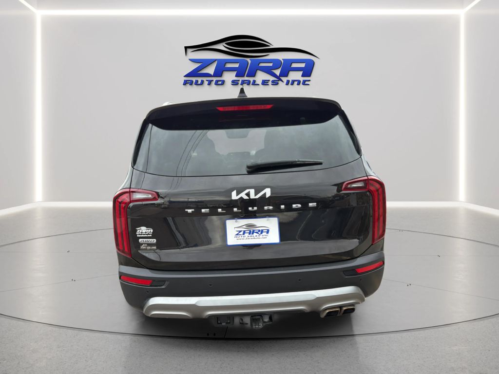 Photo 6 of this KIA TELLURIDE