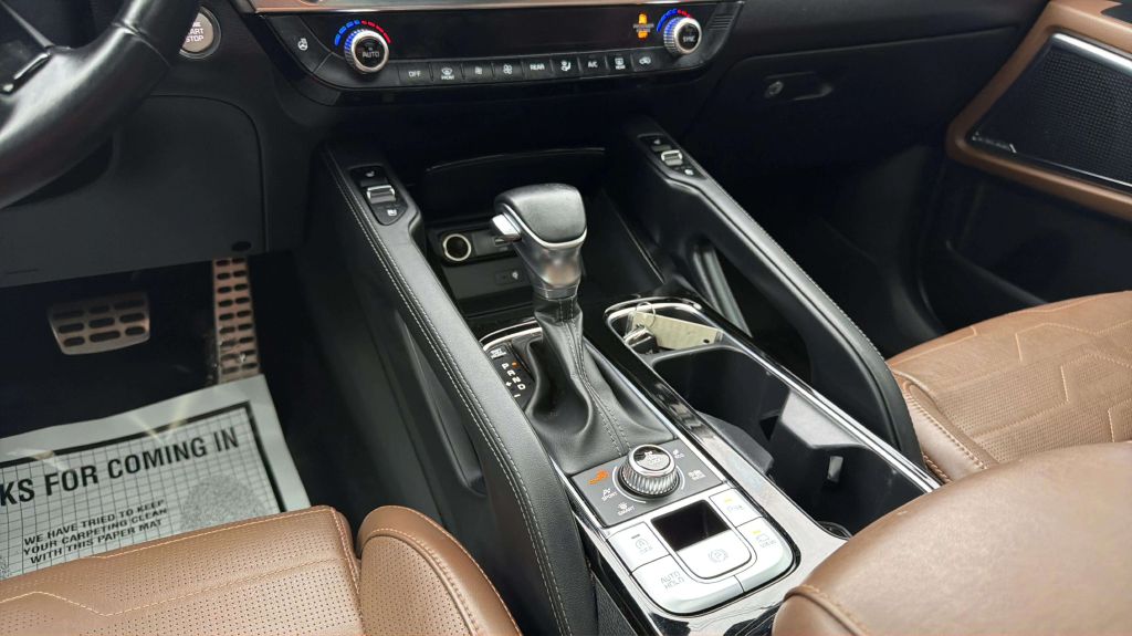 Photo 25 of this KIA TELLURIDE