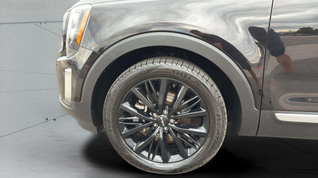Photo 40 of this KIA TELLURIDE