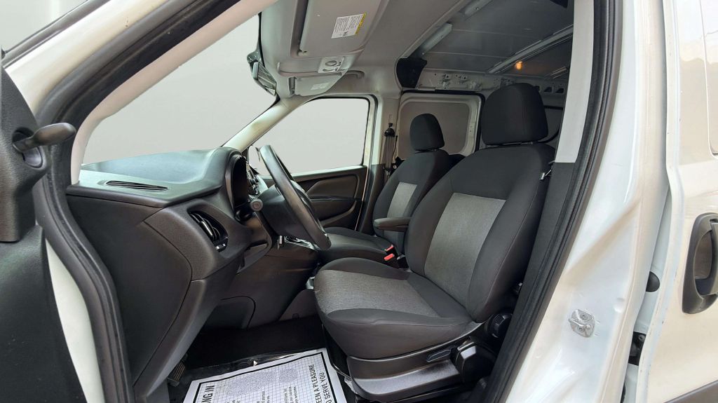 Photo 23 of this RAM PROMASTER CITY
