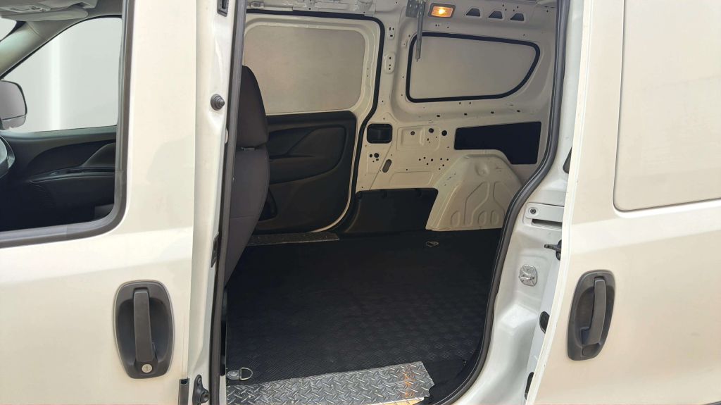 Photo 25 of this RAM PROMASTER CITY