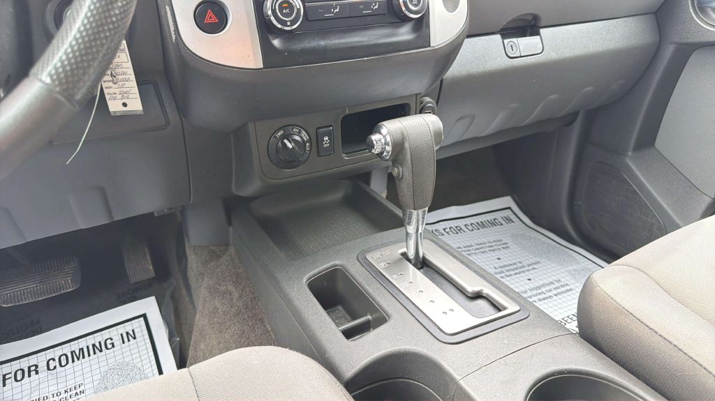 Photo 22 of this NISSAN XTERRA