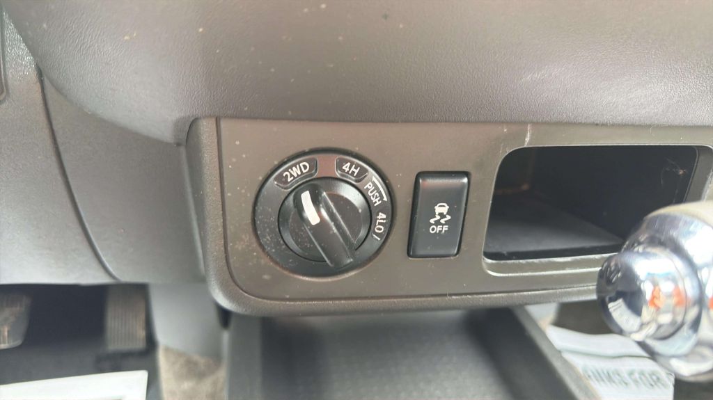 Photo 25 of this NISSAN XTERRA