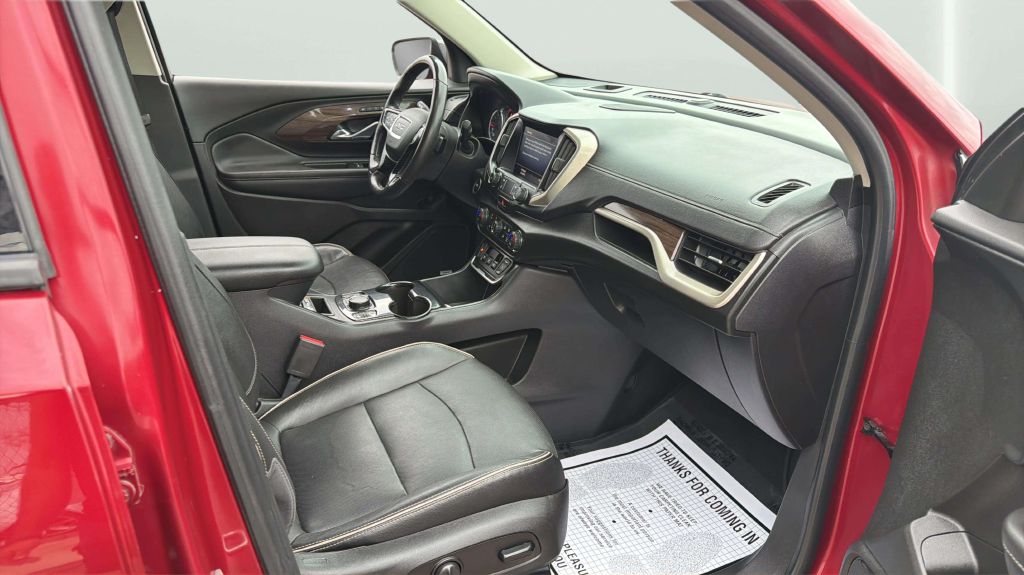 Photo 15 of this GMC TERRAIN