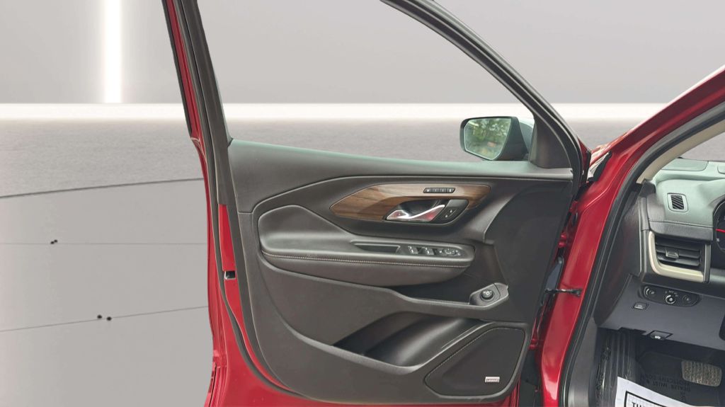 Photo 18 of this GMC TERRAIN