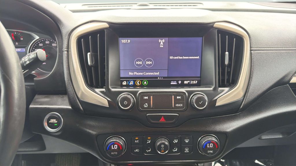 Photo 21 of this GMC TERRAIN