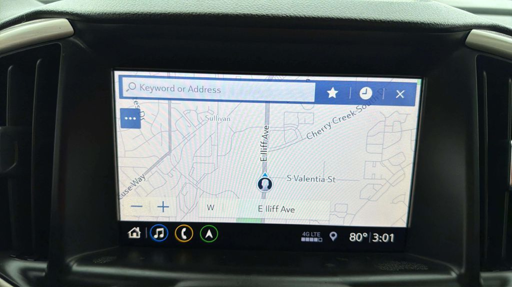 Photo 27 of this GMC TERRAIN