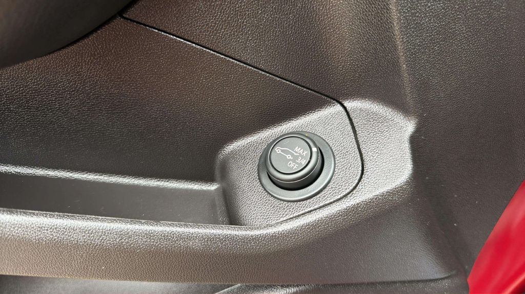 Photo 28 of this GMC TERRAIN