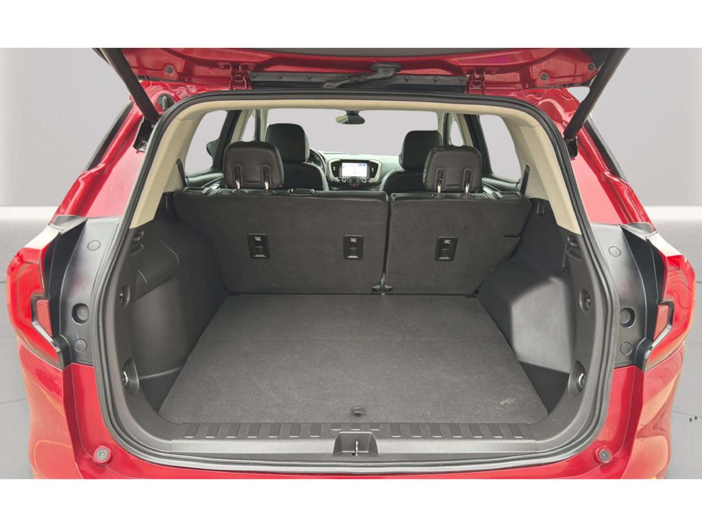 Photo 30 of this GMC TERRAIN