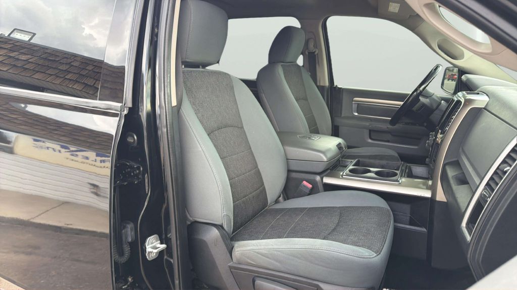 Photo 14 of this RAM 1500