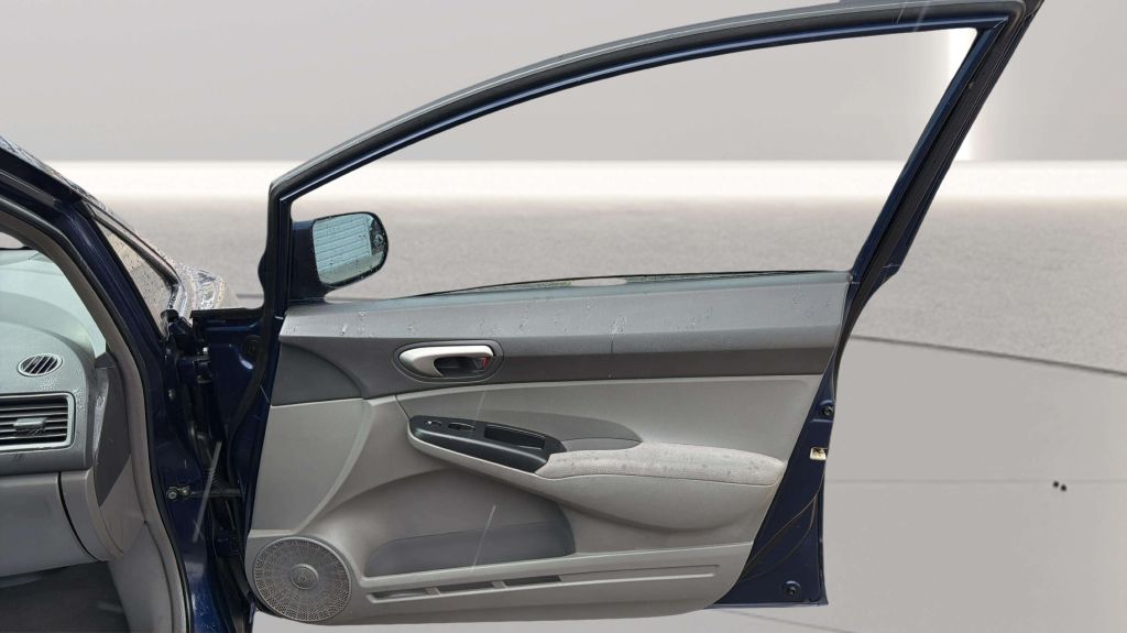 Photo 16 of this HONDA CIVIC