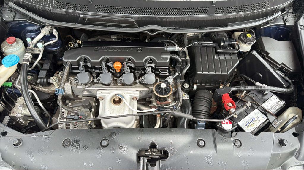 Photo 24 of this HONDA CIVIC