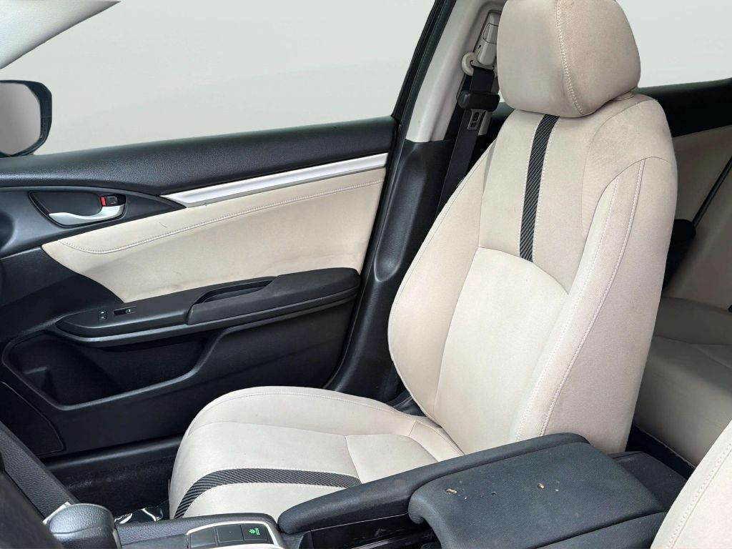 Photo 14 of this HONDA CIVIC