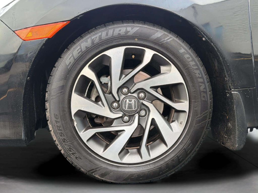 Photo 26 of this HONDA CIVIC