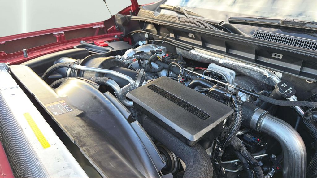 Photo 40 of this GMC SIERRA 2500HD