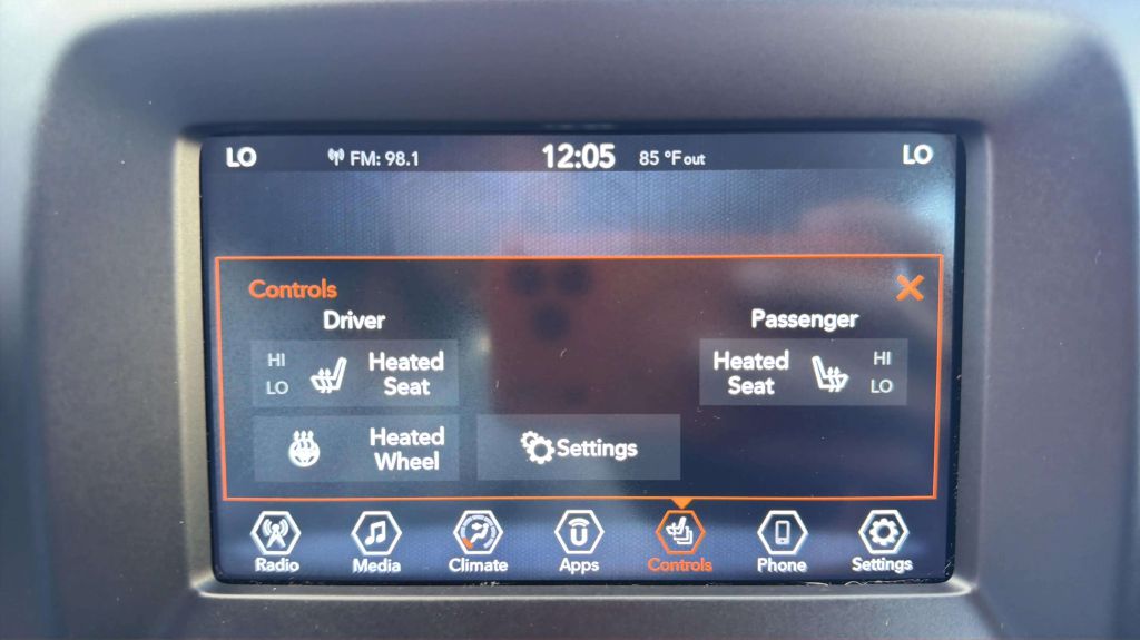Photo 26 of this JEEP COMPASS
