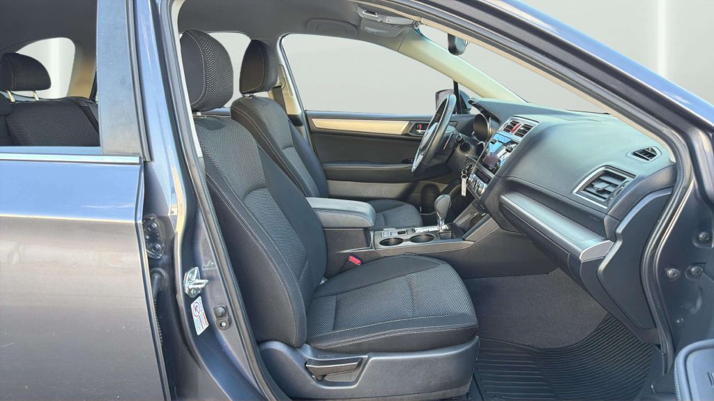Photo 13 of this SUBARU OUTBACK