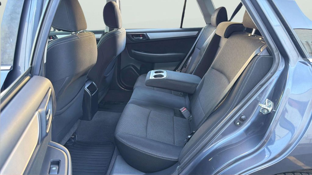 Photo 19 of this SUBARU OUTBACK