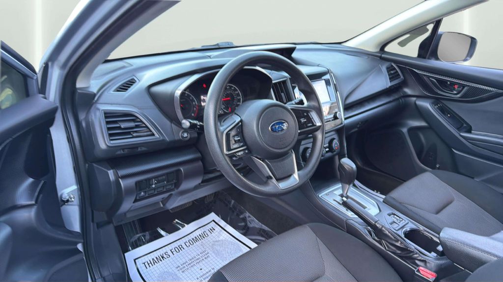 Photo 13 of this SUBARU IMPREZA