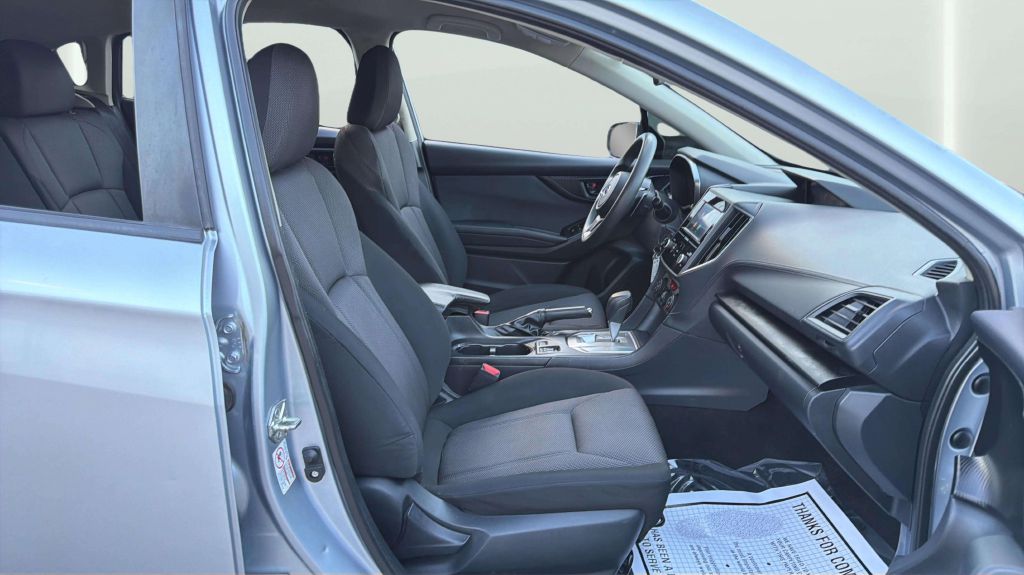 Photo 15 of this SUBARU IMPREZA