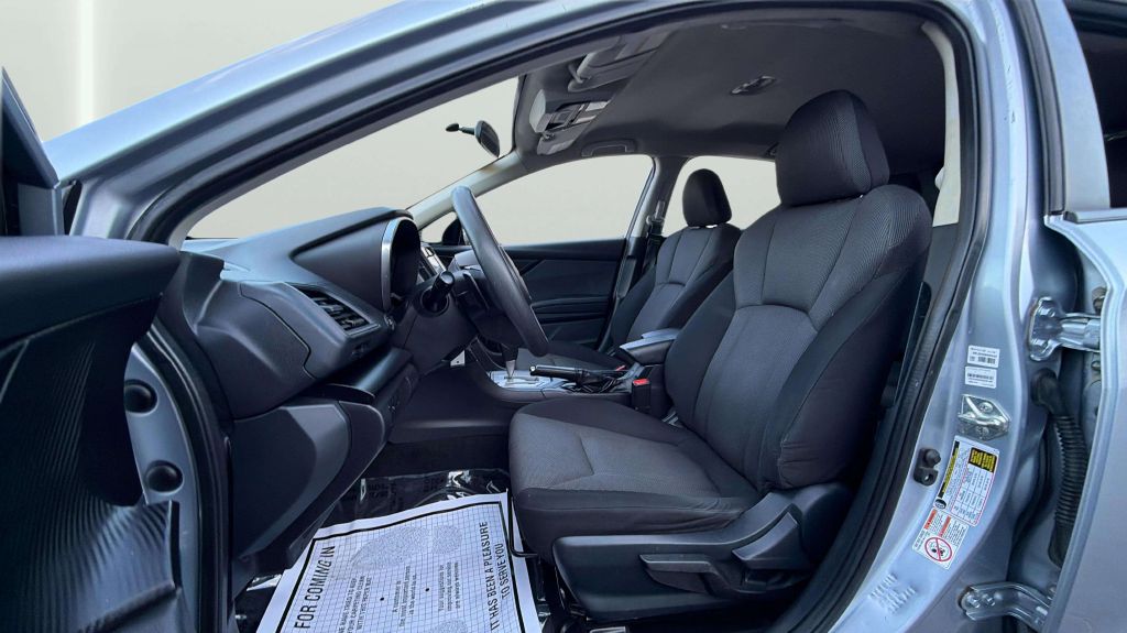 Photo 28 of this SUBARU IMPREZA