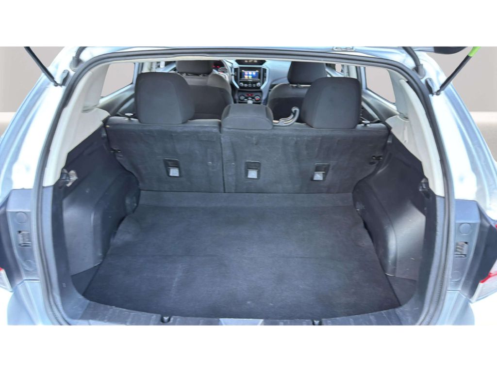 Photo 30 of this SUBARU IMPREZA