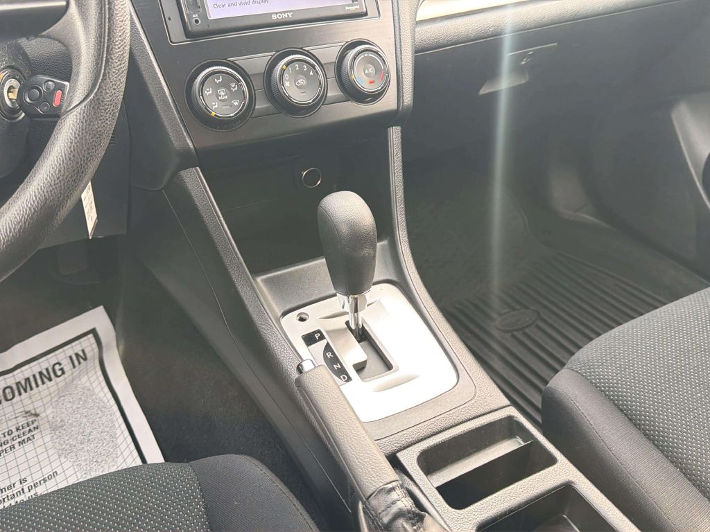 Photo 18 of this SUBARU IMPREZA