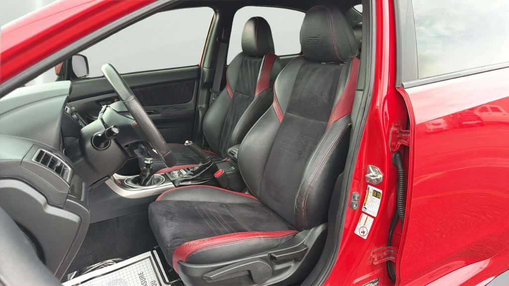 Photo 13 of this SUBARU WRX