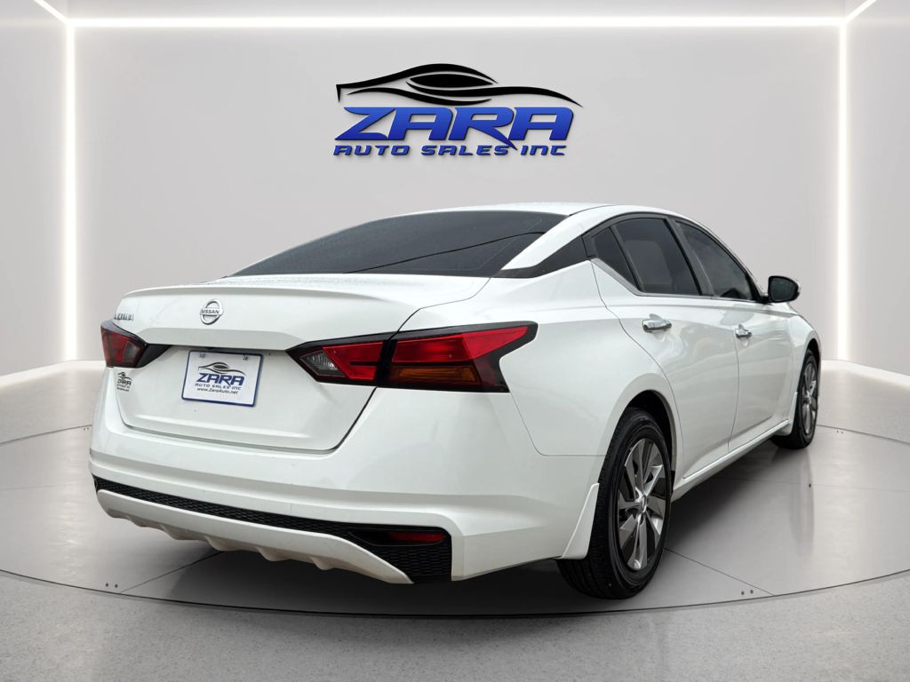 Photo 7 of this NISSAN ALTIMA