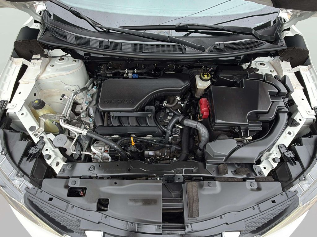 Photo 27 of this NISSAN ROGUE SPORT